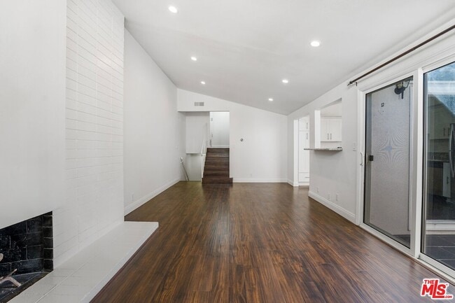 Photo - 416 Bolero Way