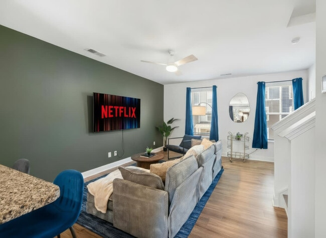 Photo - 1131 Fairway Green Ln Unit ID1367334P