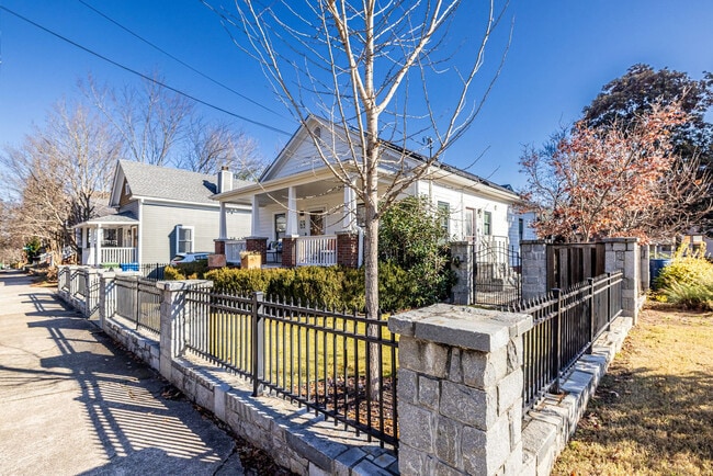 Photo - 71 Randolph St NE Unit ID1407703P