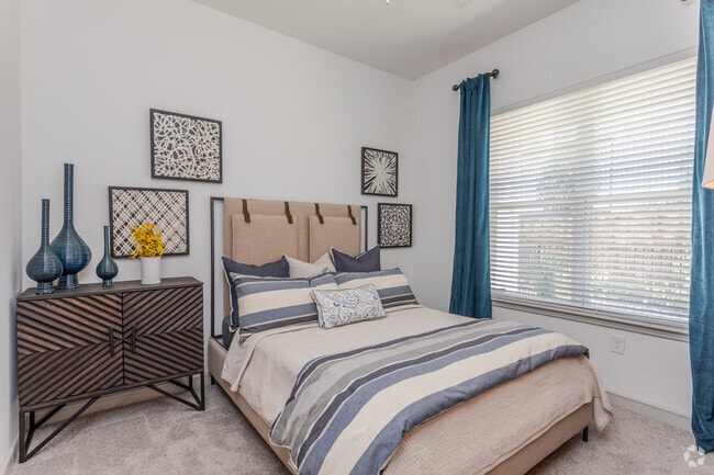 1BR, 1BA - 712SF A1 - Bedroom - Woodlands at the Preserve