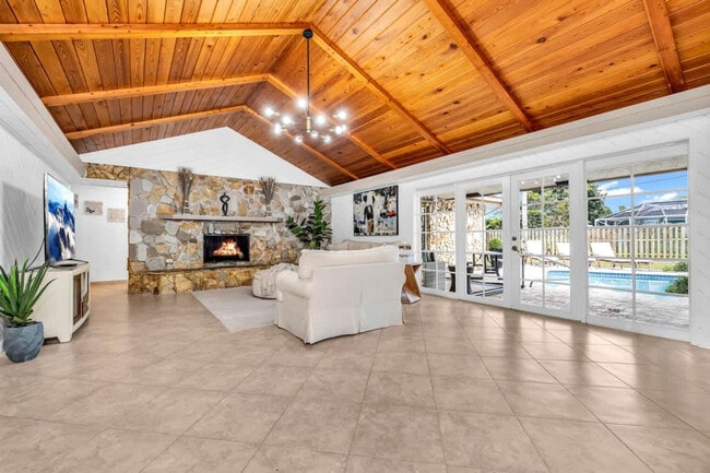 Photo - 1006 SE 6th St Unit ID1372356P