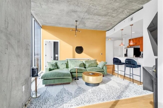 Photo - 400 W Peachtree St NW Unit 1211