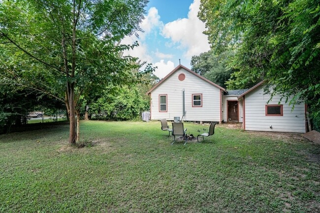 Photo - 9835 Willow Creek Commerce Dr