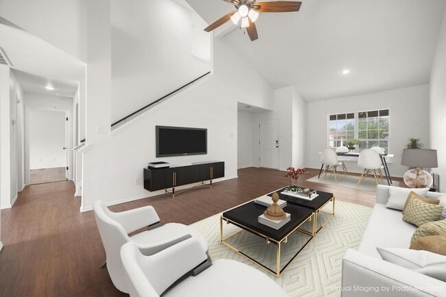 Photo - 230 San Felipe Dr