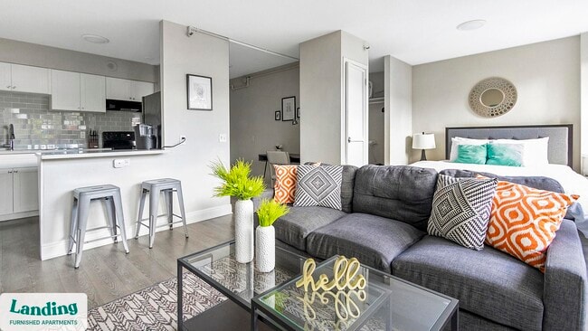 Photo - 305 Dr. M.L.K. Jr St S Unit 103.1403595