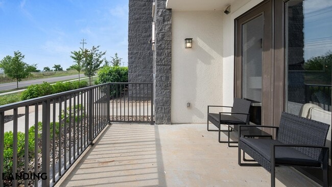 Photo - 2000 Aureum Dr Unit 1-162