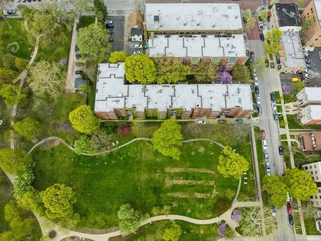 Photo - The Bryant at Oak Park