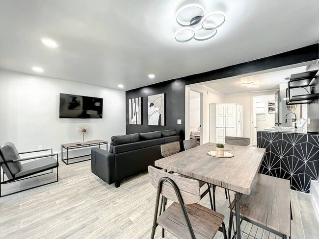 Photo - 173 S Orange Ave Unit ID1287552P