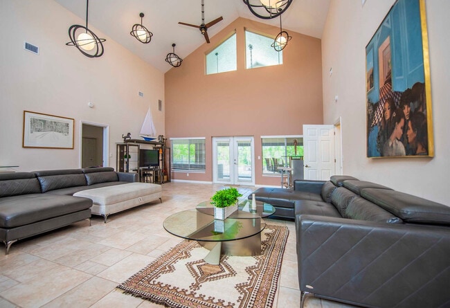 Photo - 12941 Bellerive Dr Unit SI ID1565875P