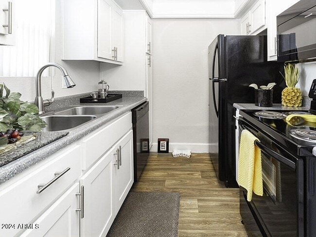 Photo - 1651 S Dobson Rd