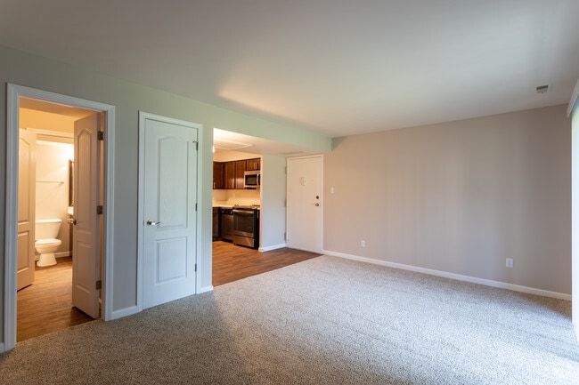 Photo - Whisper Hollow Apartments