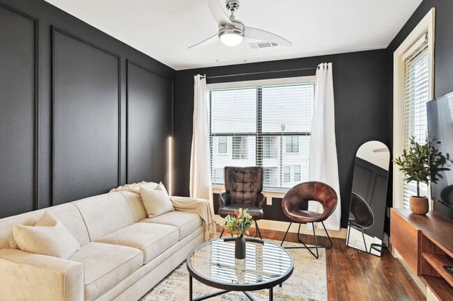 Building Photo - 5445 Town and Country Blvd Unit SI ID1363548P