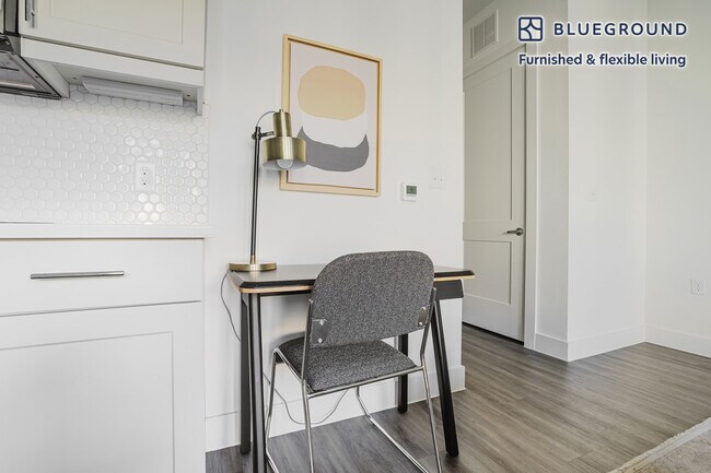 Photo - 212 W Highland Mall Blvd Unit FL3-ID275