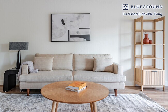 Photo - 20200 Lucille Ave Unit FL2-ID1974