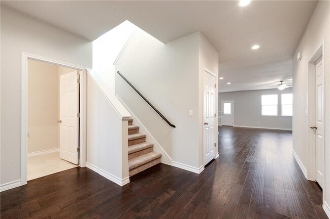 Photo - 3721 Soft Shore Ln