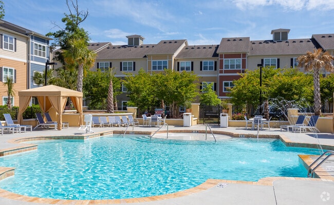Pool - Amberleigh Shores