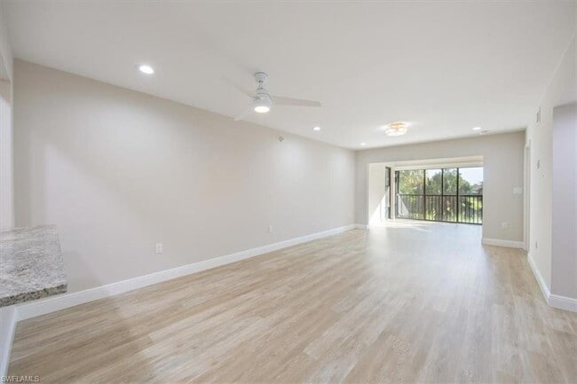 Photo - 5940 Via Lugano