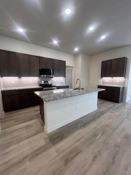 Photo - 13815 Gary Ave