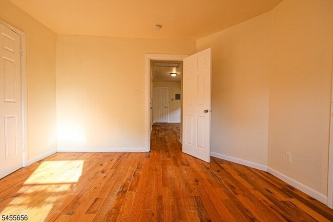 Photo - 112 Chadwick Ave Unit 3