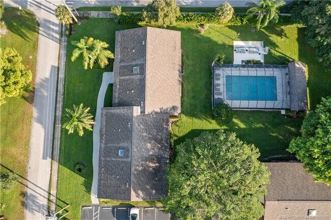 Photo - 4885 SE Capstan Ave Unit 27