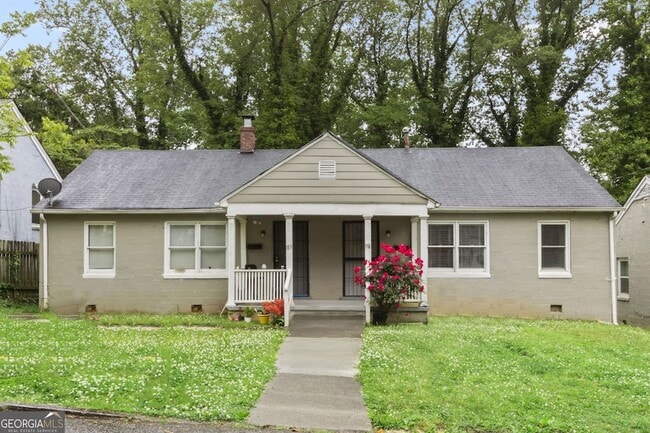 Building Photo - 181 Holderness St SW