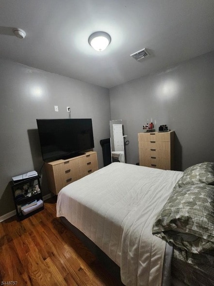 Photo - 245 W Grand St
