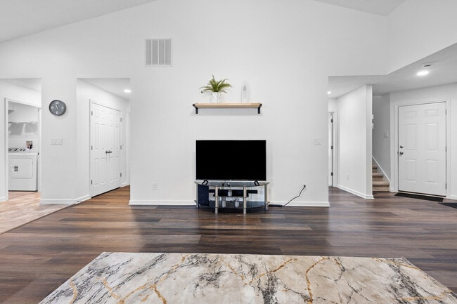 Photo - 13847 Catalina Dr Unit ID1285074P