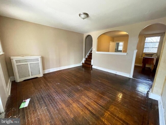 Photo - 5518 W Godfrey Ave