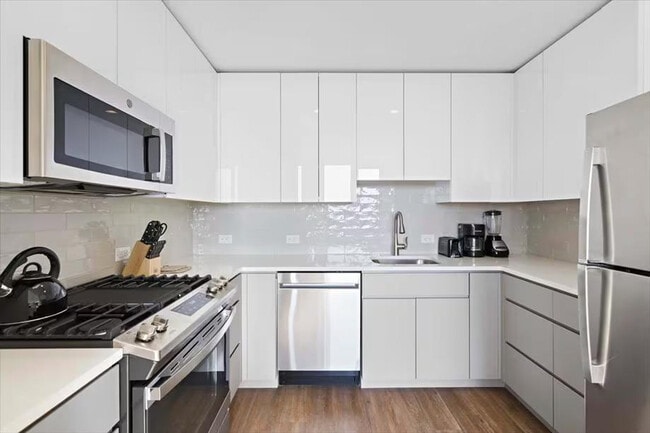 Photo - 57 Bank St Unit ID1040024P