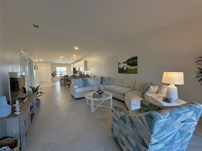 Photo - 14231 Heritage Landing Blvd