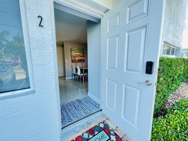 Photo - 1705 N Riverside Dr Unit 2