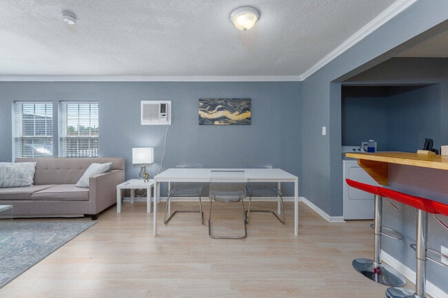 Photo - 1802 Morgan Ave Unit ID1268429P