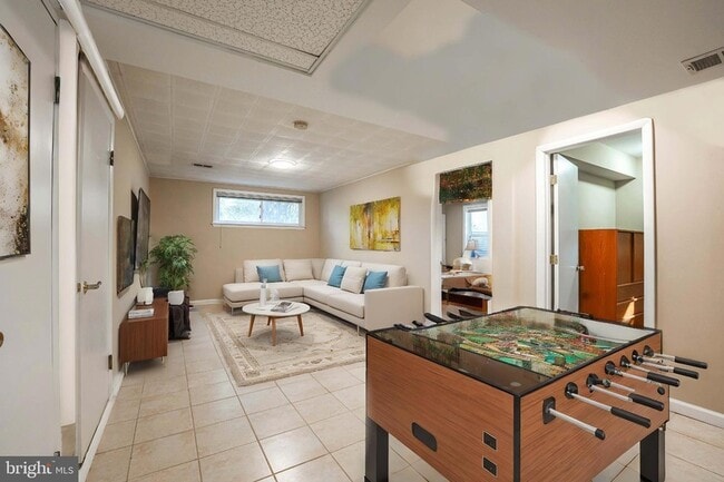 Photo - 6809 Weaver Ave Unit B