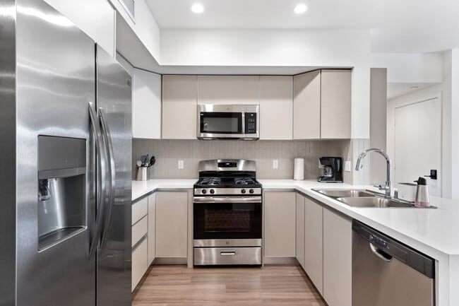 Photo - Ecco Lexington: Co-Living