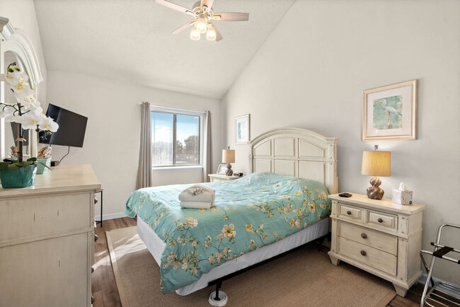 Photo - 1908 Hwy 17 S Unit ID1329074P