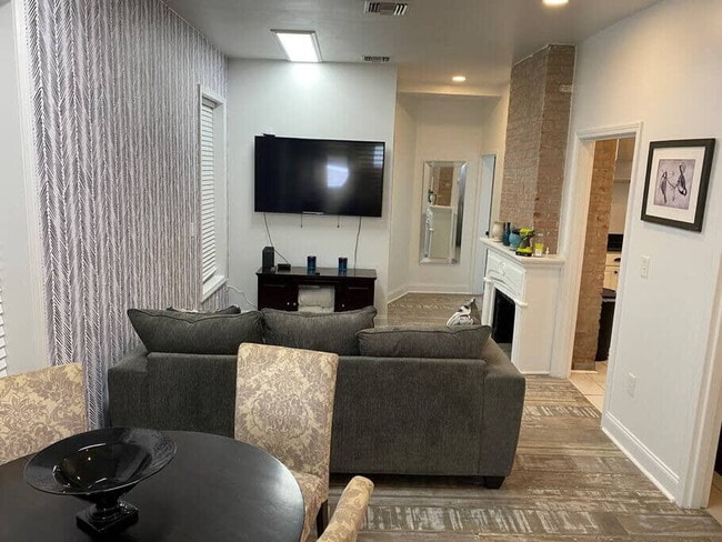 Building Photo - 1133 Reverend John Raphael Jr Way Unit ID1225797P