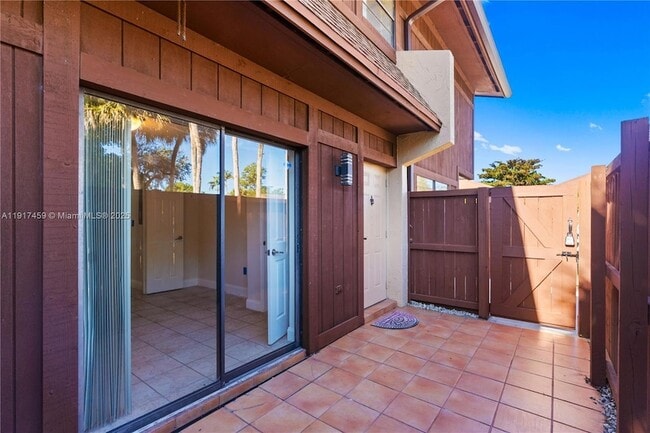 Photo - 6241 SW 116th Pl Unit B