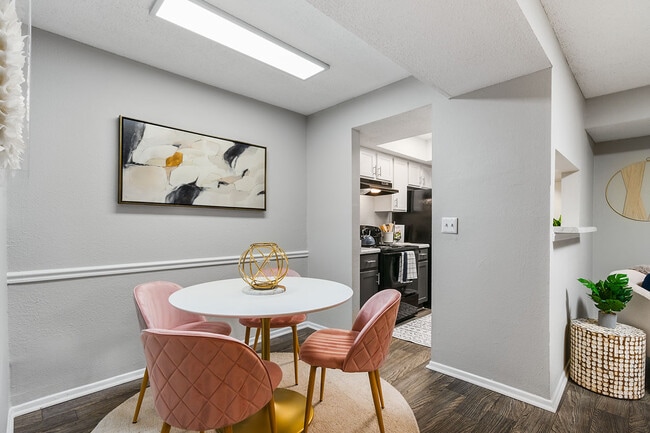 Photo - Aurella Cary