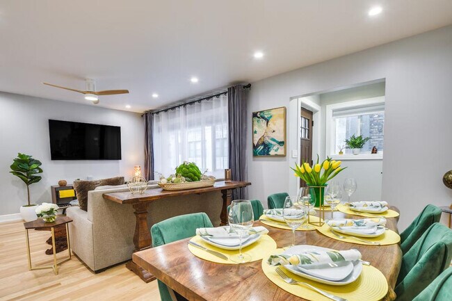 Photo - 6242 N Kenmore Ave Unit ID1305619P