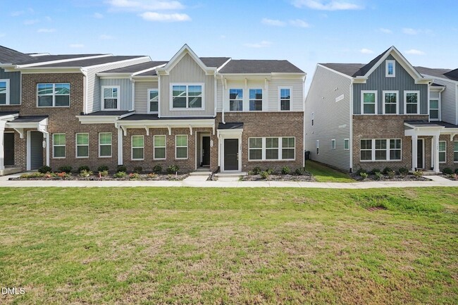 Building Photo - 140 Silver Fir Ln