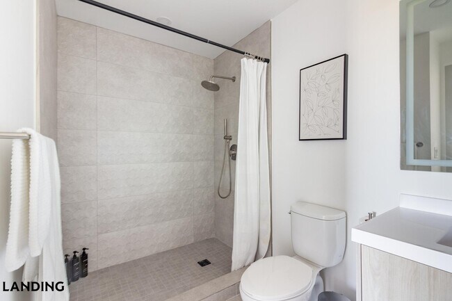 Photo - 1155 NE 126th St Unit 532