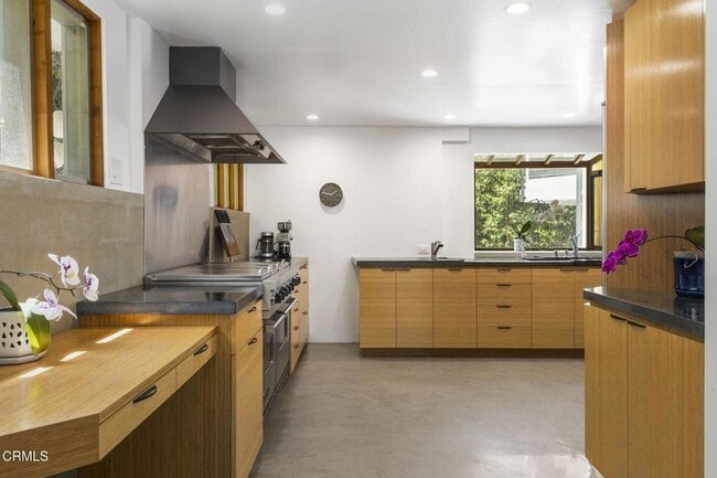 Photo - 3551 Dixie Canyon Pl