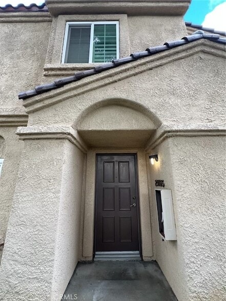 Building Photo - 21165 Gladiolos Way