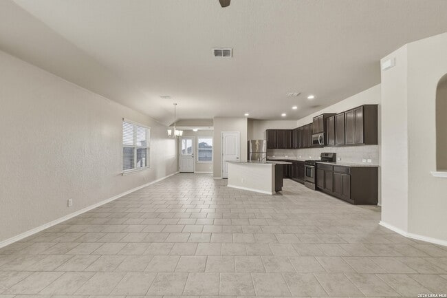 Photo - 8810 Double Oak