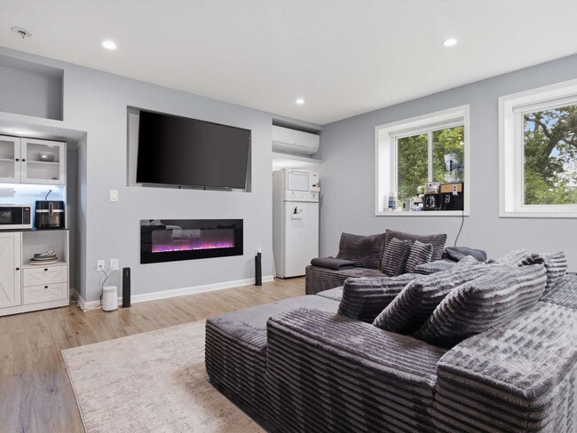 Photo - 8341 Rolling Rd Unit SI ID1620560P