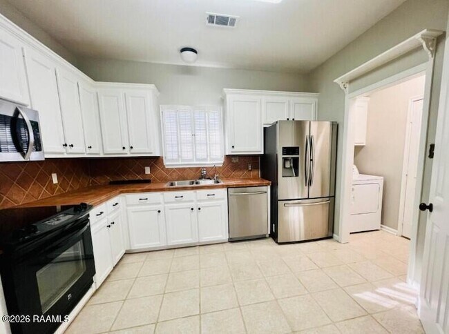 Photo - 101 Seneca Cir