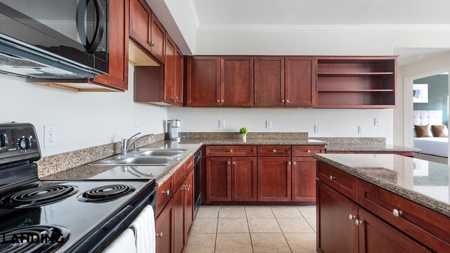 Photo - 6500 Champion Grandview Way Unit 2211