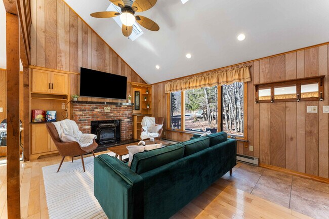 Photo - 320 Midland Ct Unit SI ID1023344P