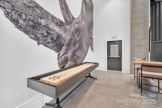 Photo - 2020 W Morehead St Unit XM