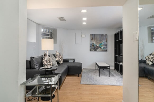 Photo - 2122 18th St NW Unit ID1034726P